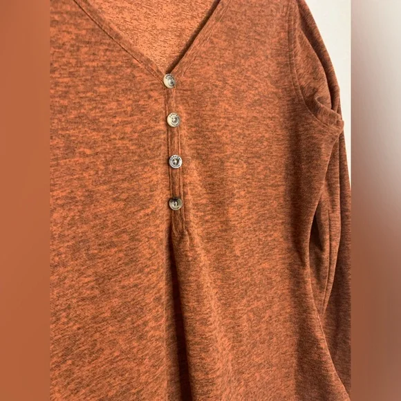 Canada Weathergear Womens Size Small Orange Activewear Long Sleeved Henley Shirt - Picture 3 of 8